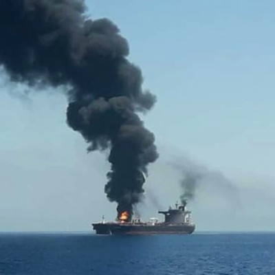 Επίθεση σε πετρελαιοφόρο στα Στενά του Ορμούζ
