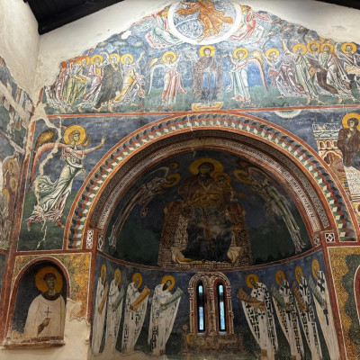 Στο Κουρμπίνοβο η Λίνα Μενδώνη: Νέα σελίδα για το ιστορικό βυζαντινό μνημείο της Πρέσπας