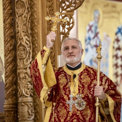Αρχιεπίσκοπος Αμερικής Ελπιδοφόρος για την δολοφονική επίθεση σε ναό στην Ιορδανία: «Επαίσχυντη τρομοκρατική ενέργεια»